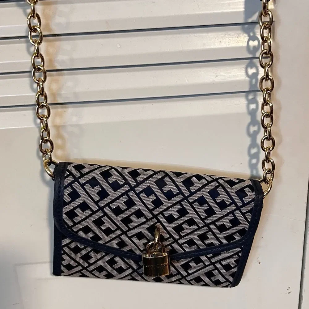 Tommy Hilfiger Monogram Crossbody | Chain Strap Shoulder Bag